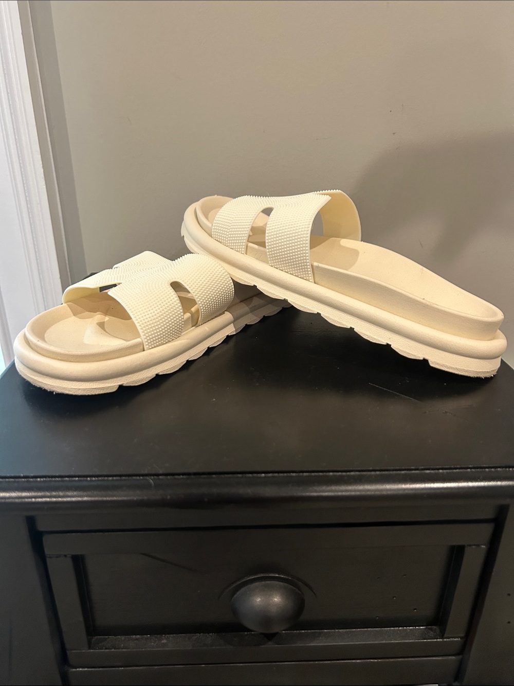 MIA Women’s Slide Sandals Size 8